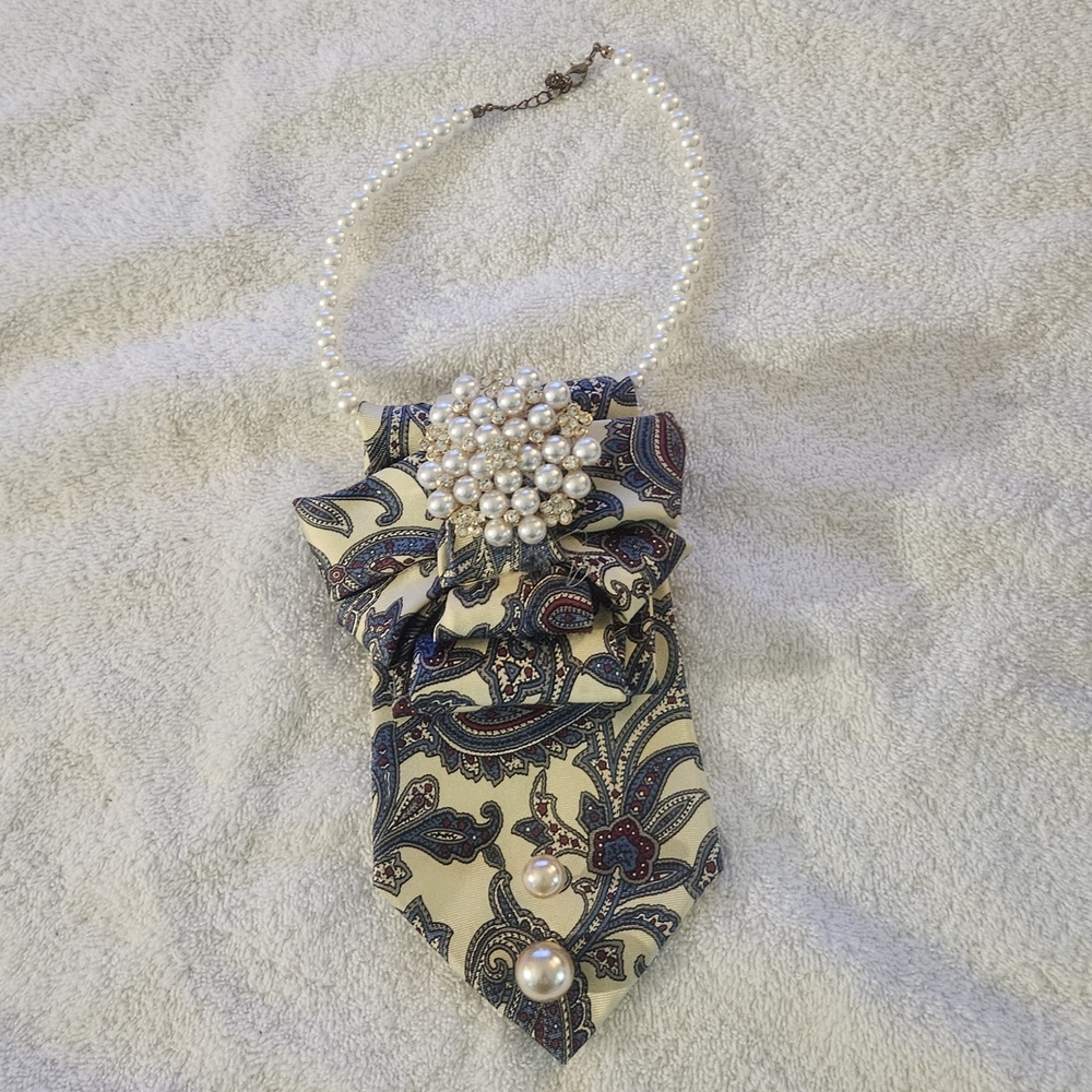 Paisley Pearl Necklace with Brooch Accent